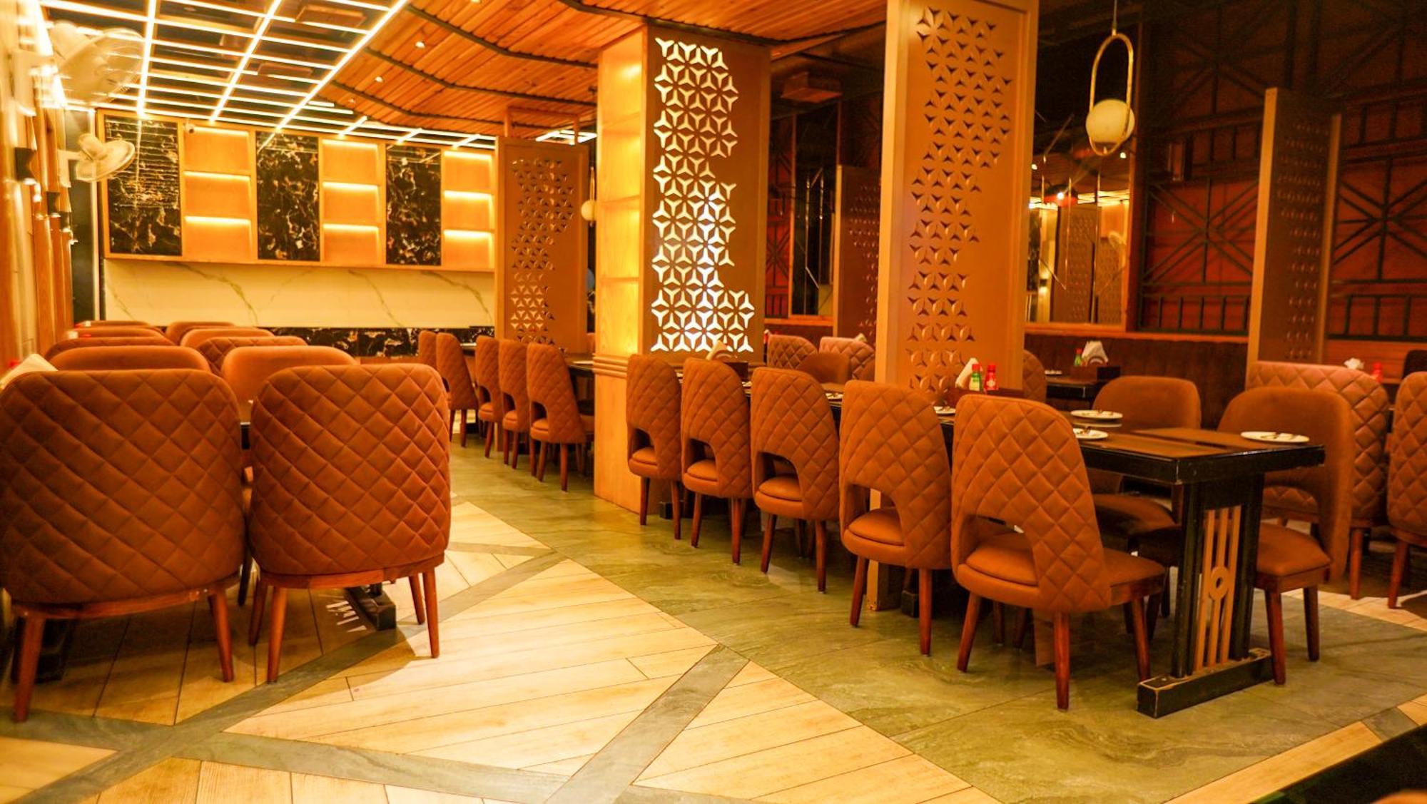 Hotel Park Regency Gorakhpur Bagian luar foto